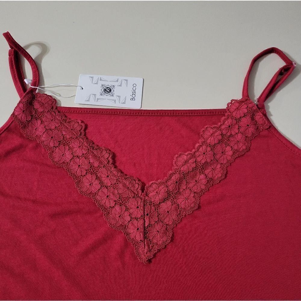 Basico Burgundy Lace Trimmed Cami - Picture 8 of 12